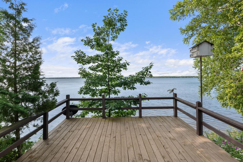 7760 Paradise Trail