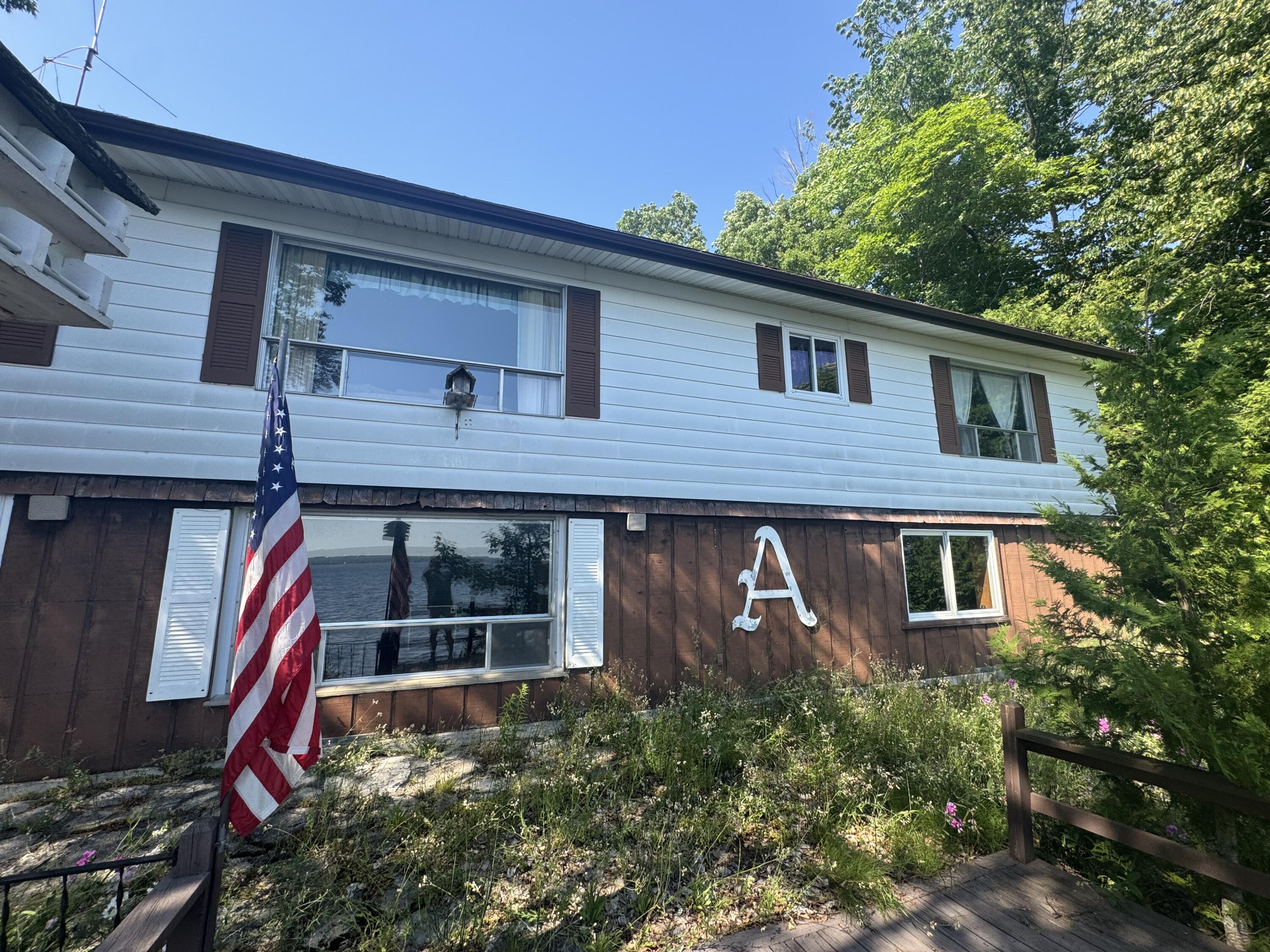 7760 Paradise Trail
