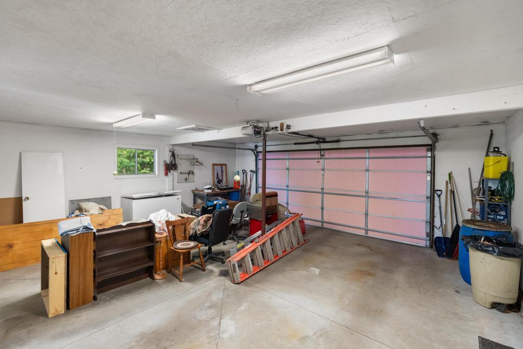 7760 Paradise Trail
