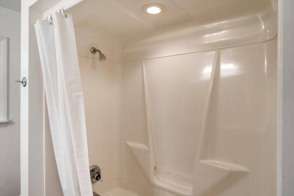 7760 Paradise Trail