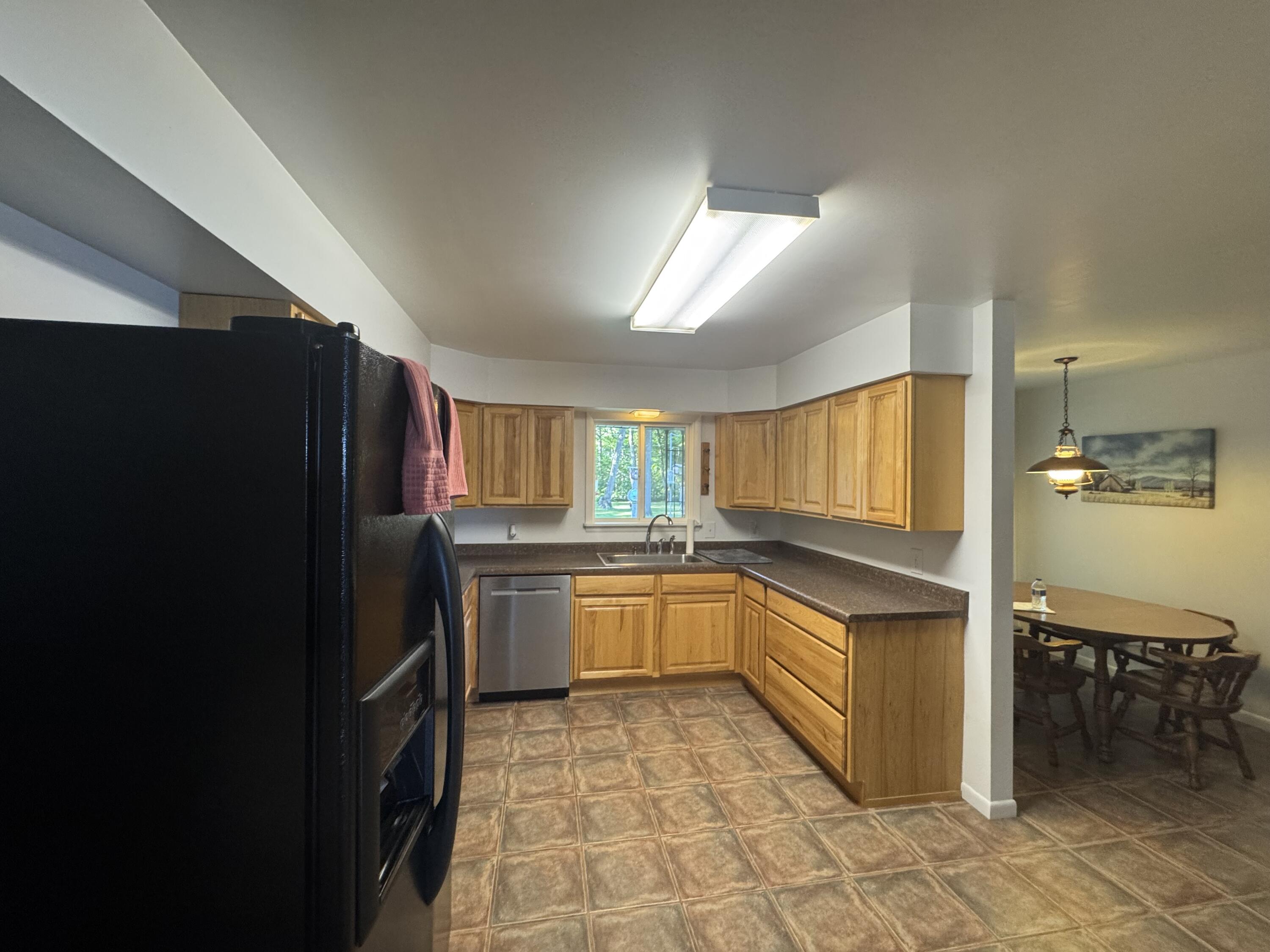 7760 Paradise Trail