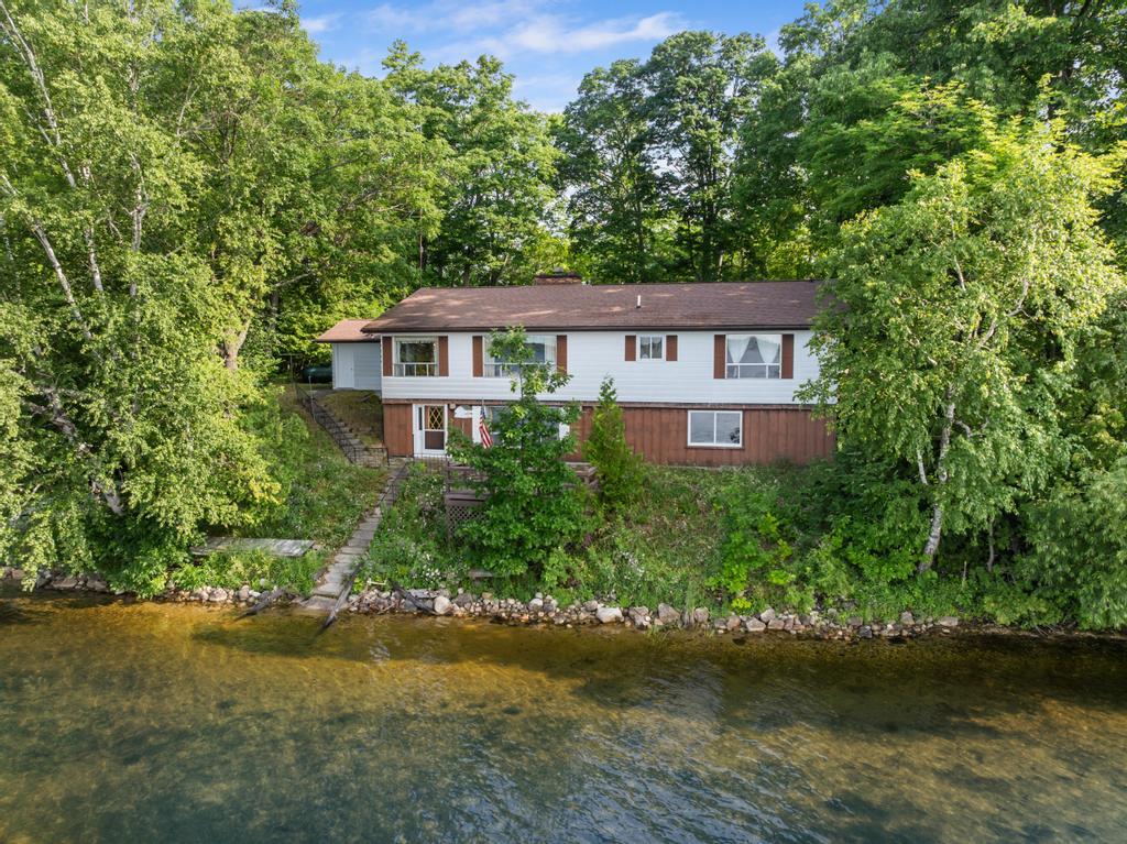 7760 Paradise Trail