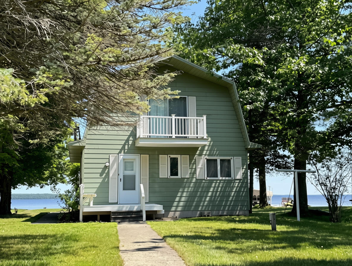 2120 N Black River Road