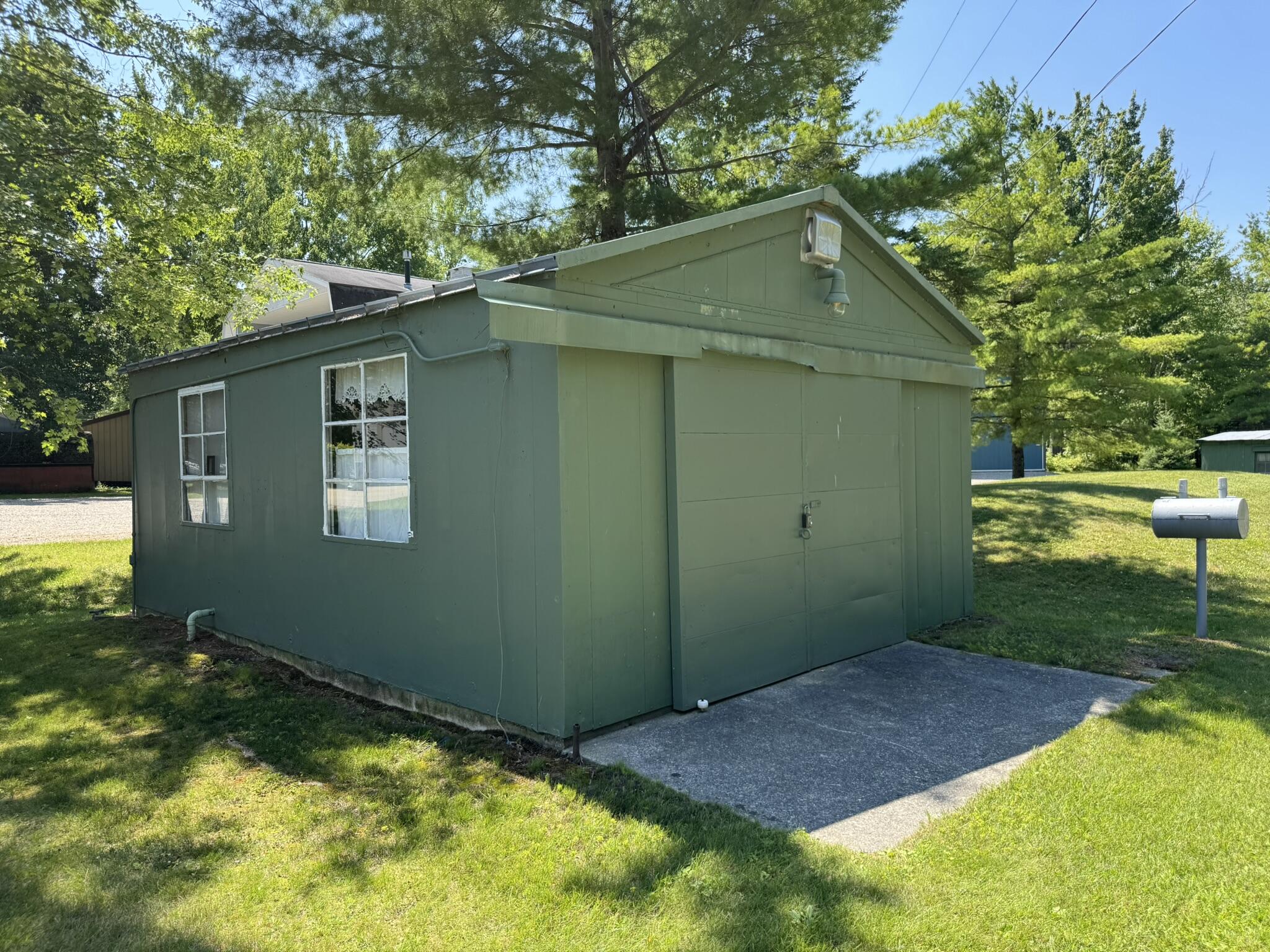 2120 N Black River Road