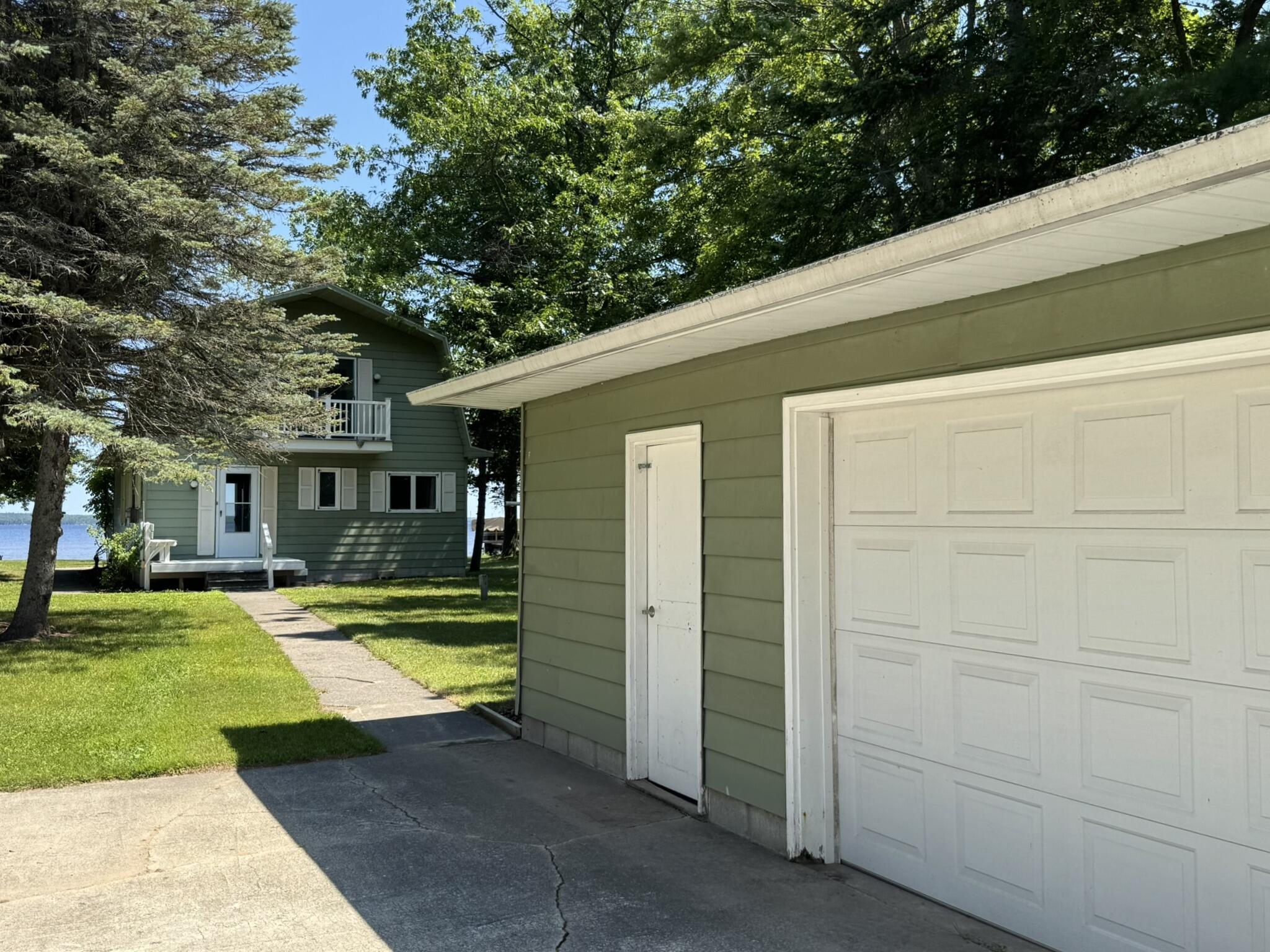 2120 N Black River Road