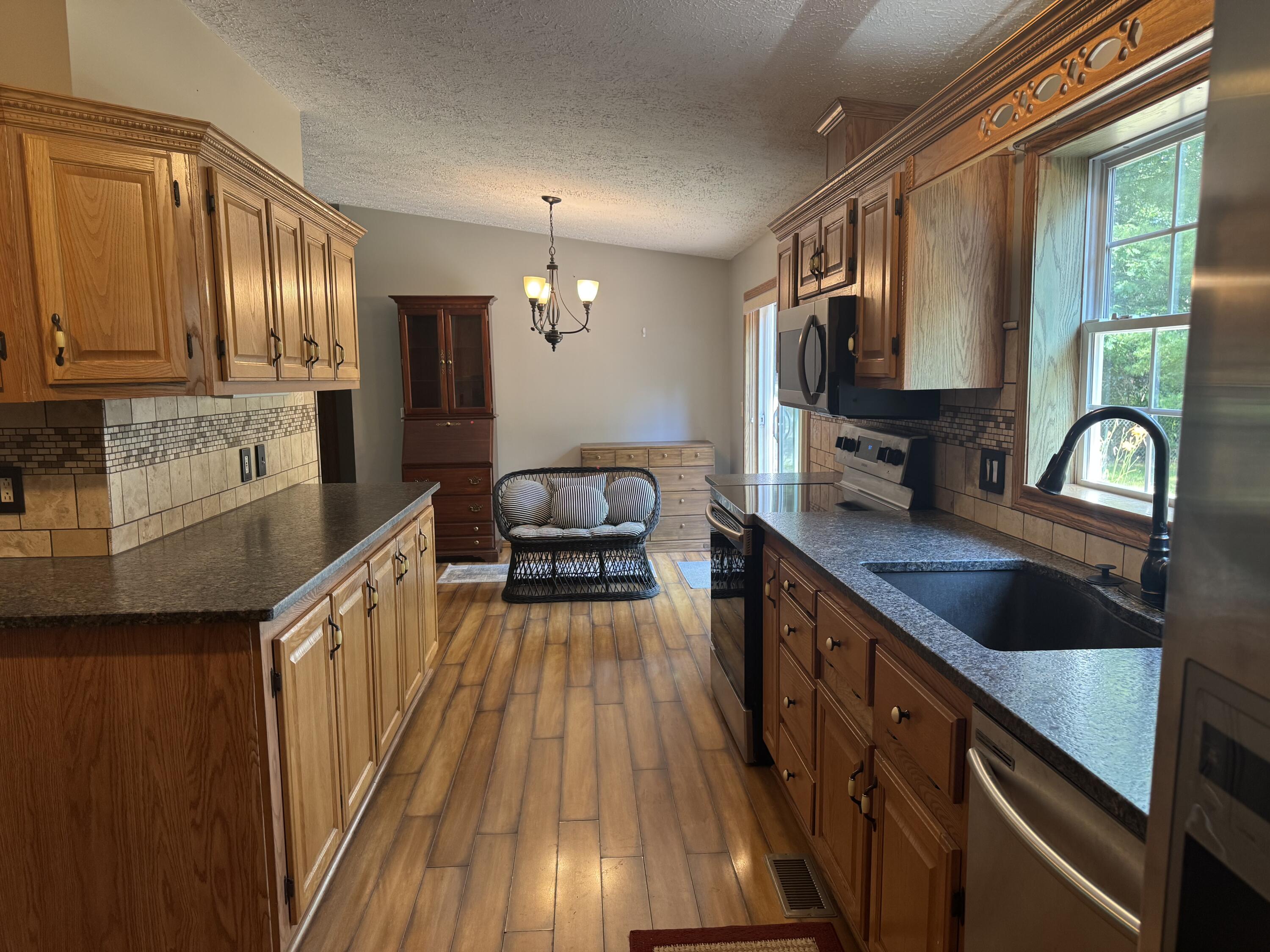 6826 Tremble Trail