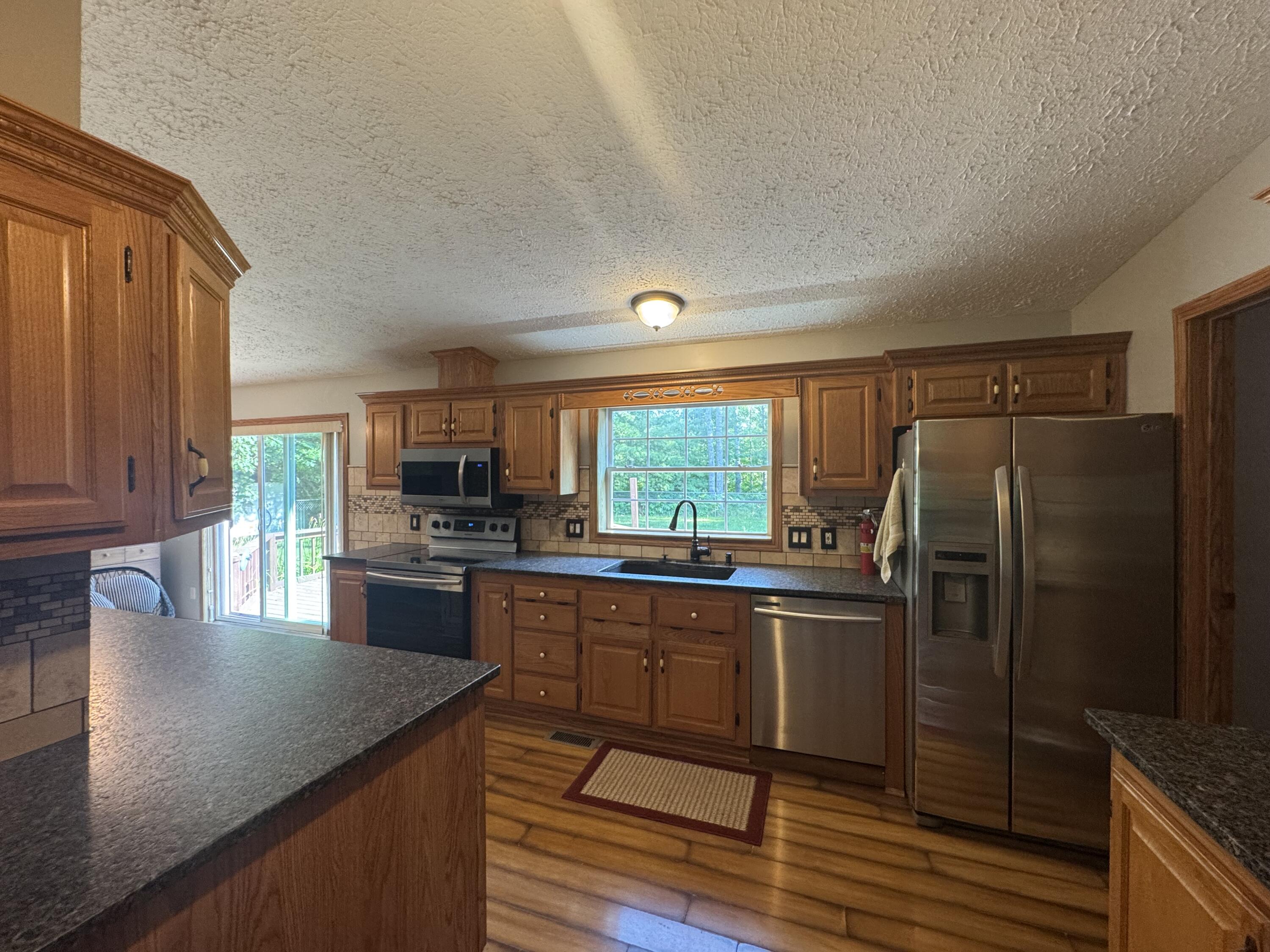 6826 Tremble Trail
