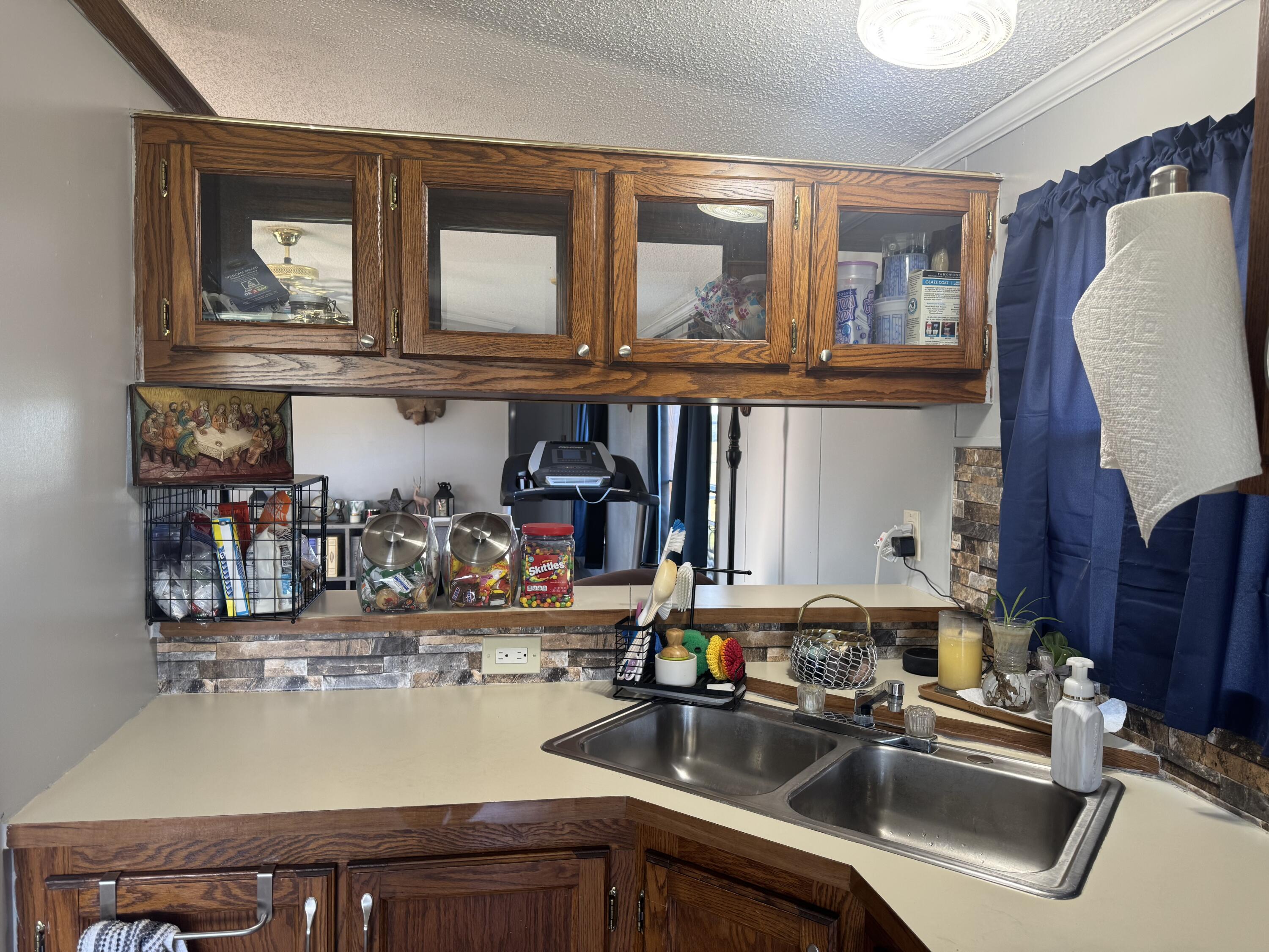 6722 Canby Road