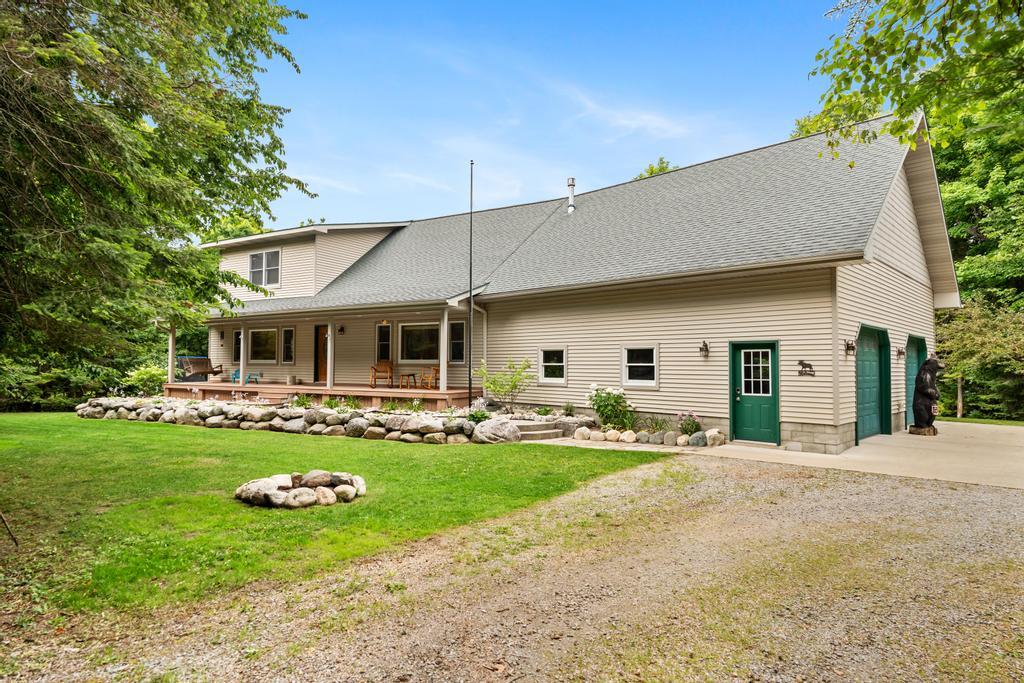 1520 Valley Drive