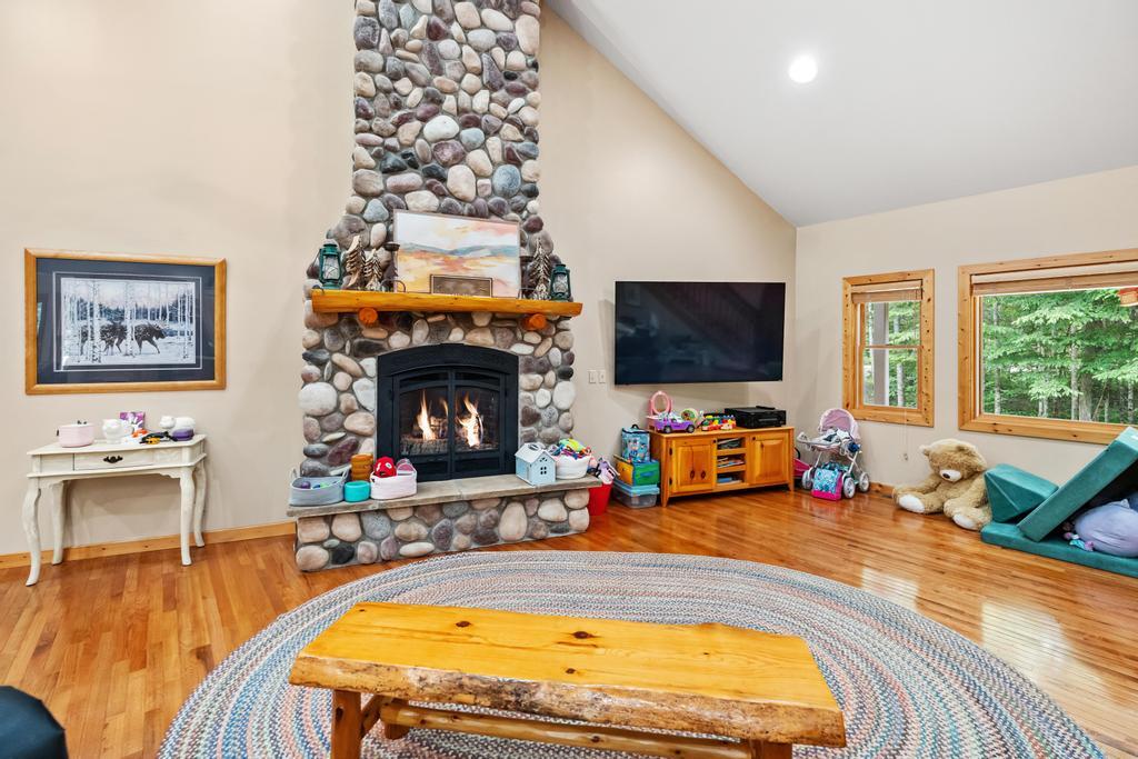 1520 Valley Drive