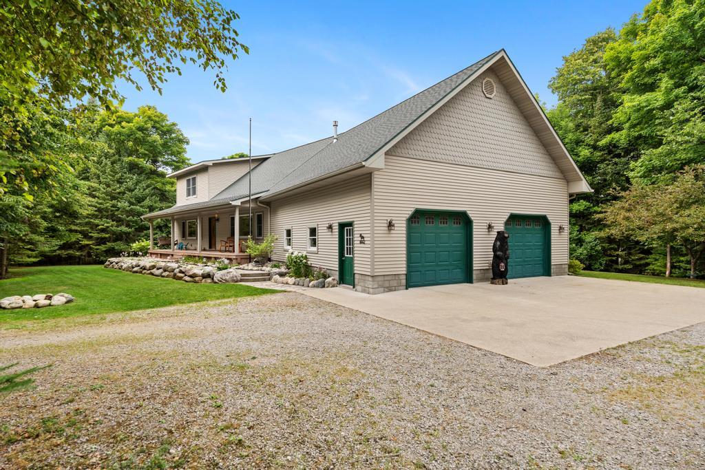 1520 Valley Drive