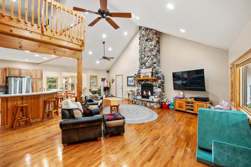 1520 Valley Drive