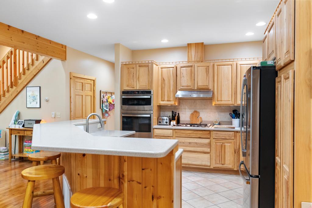1520 Valley Drive