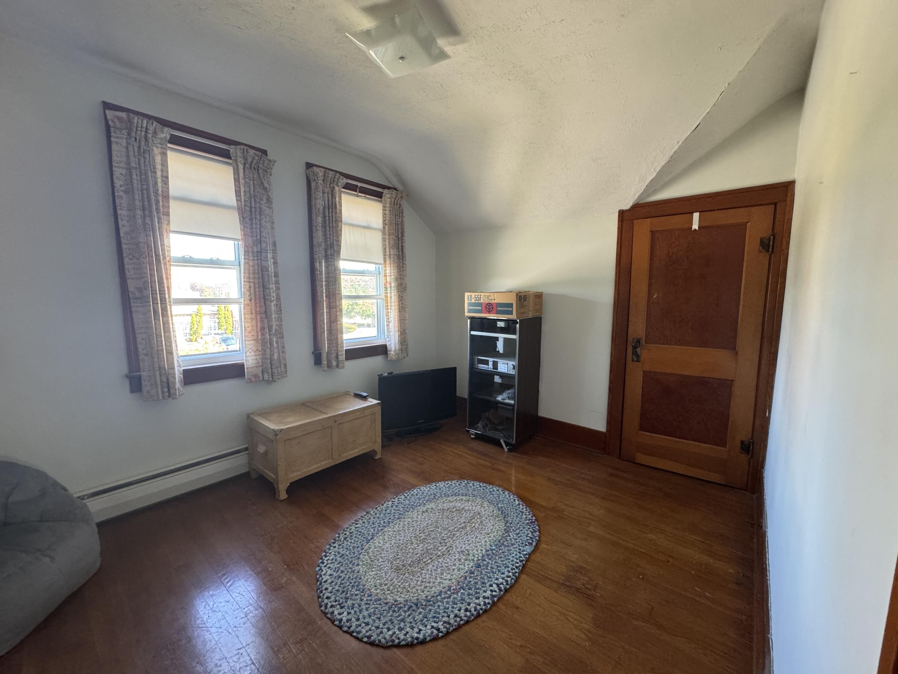 201 W Sinclair Street