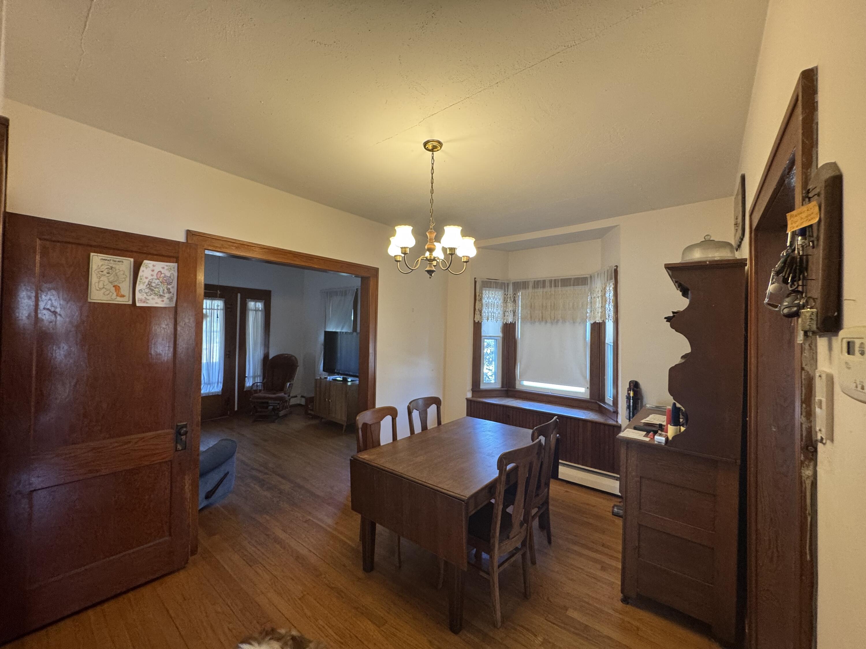 201 W Sinclair Street