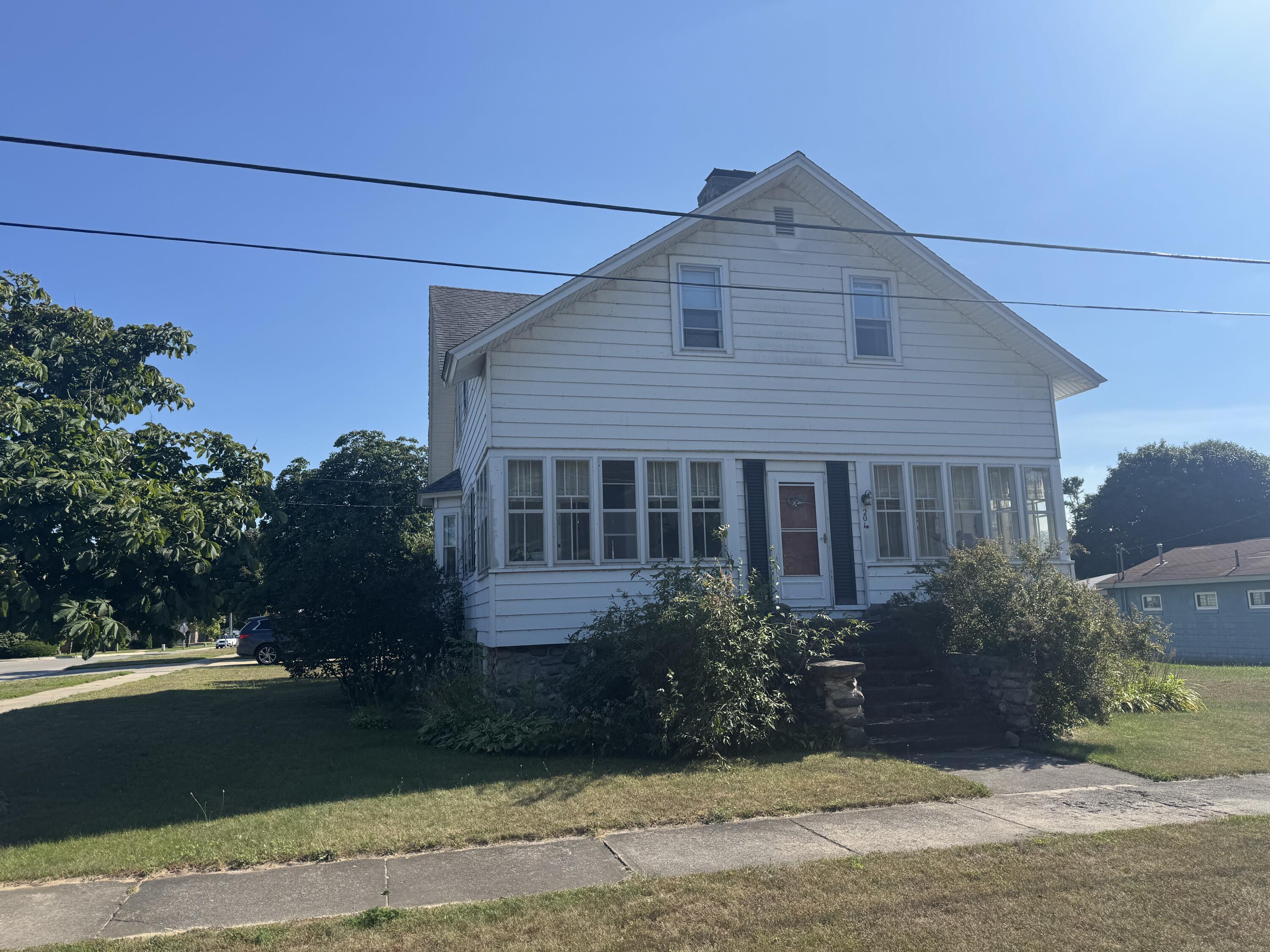 201 W Sinclair Street