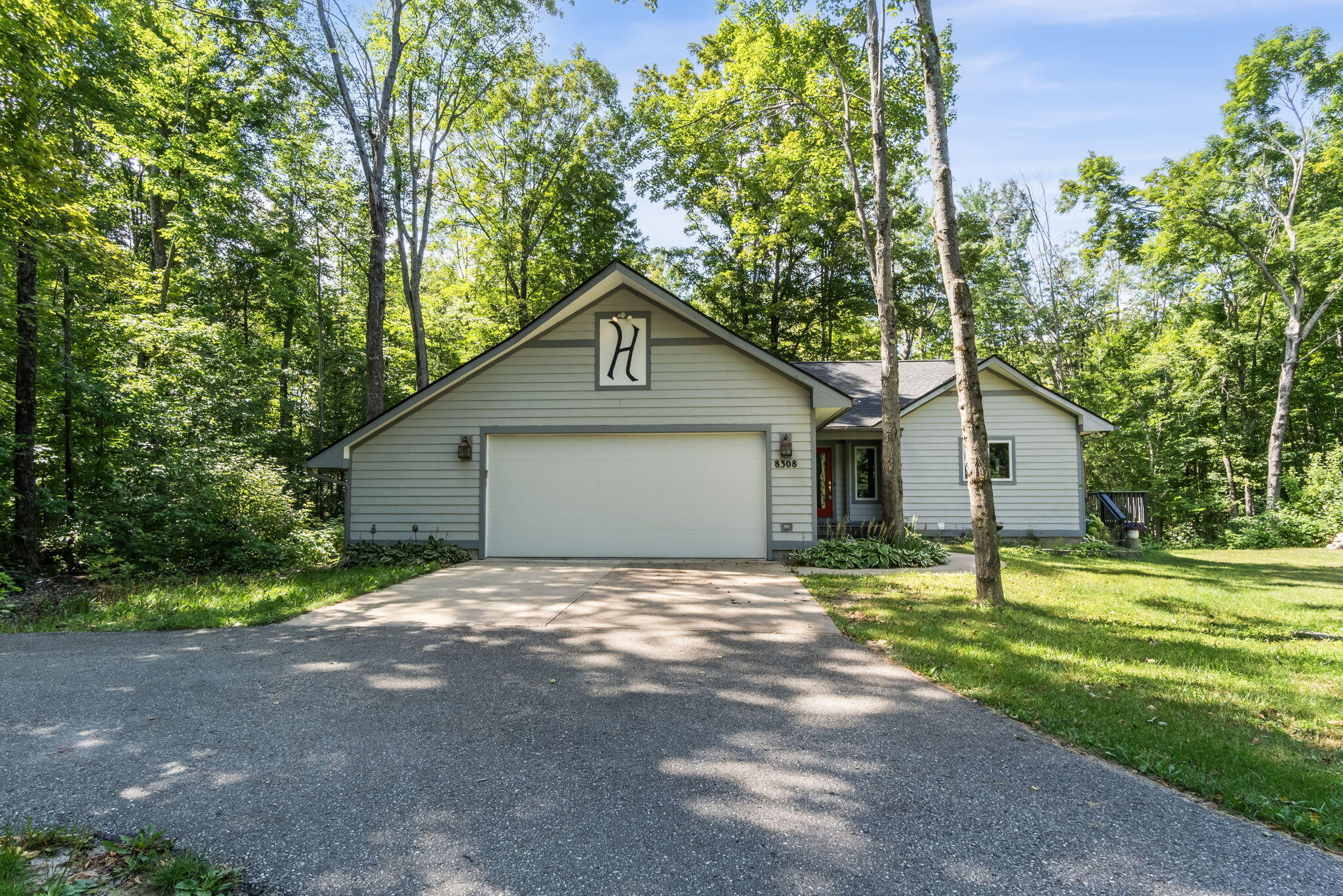 8308 Ridgeway Road