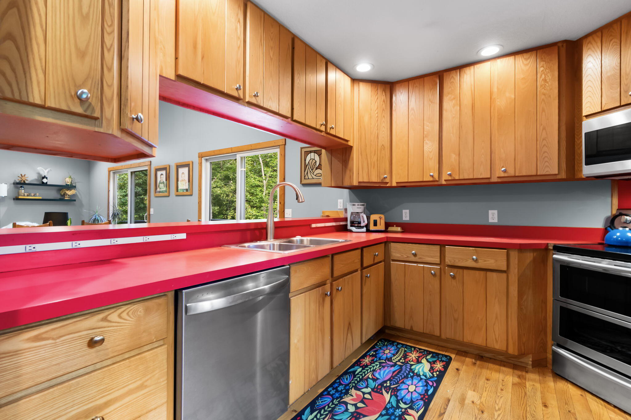 8308 Ridgeway Road