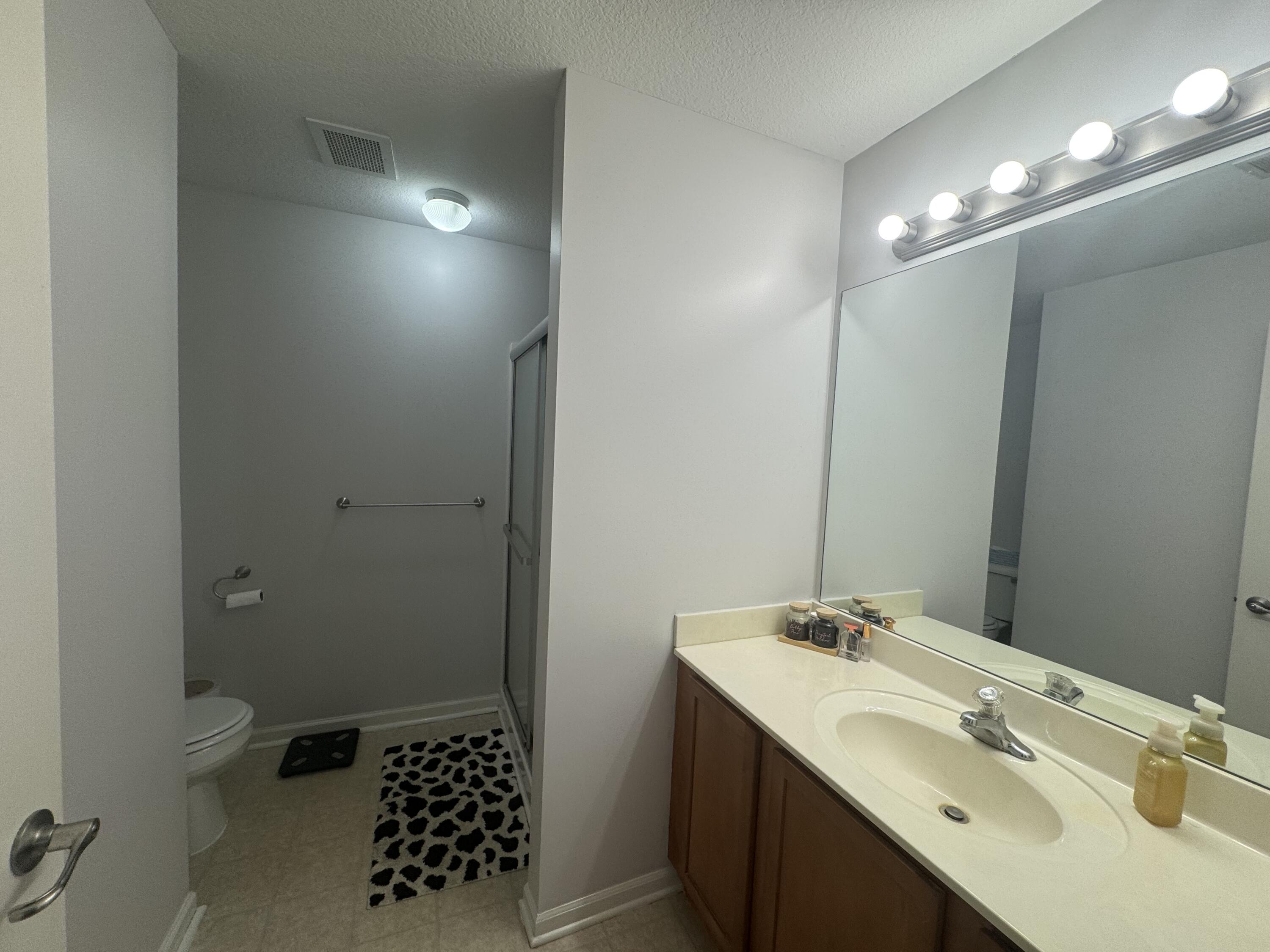 1513 Castle Drive
