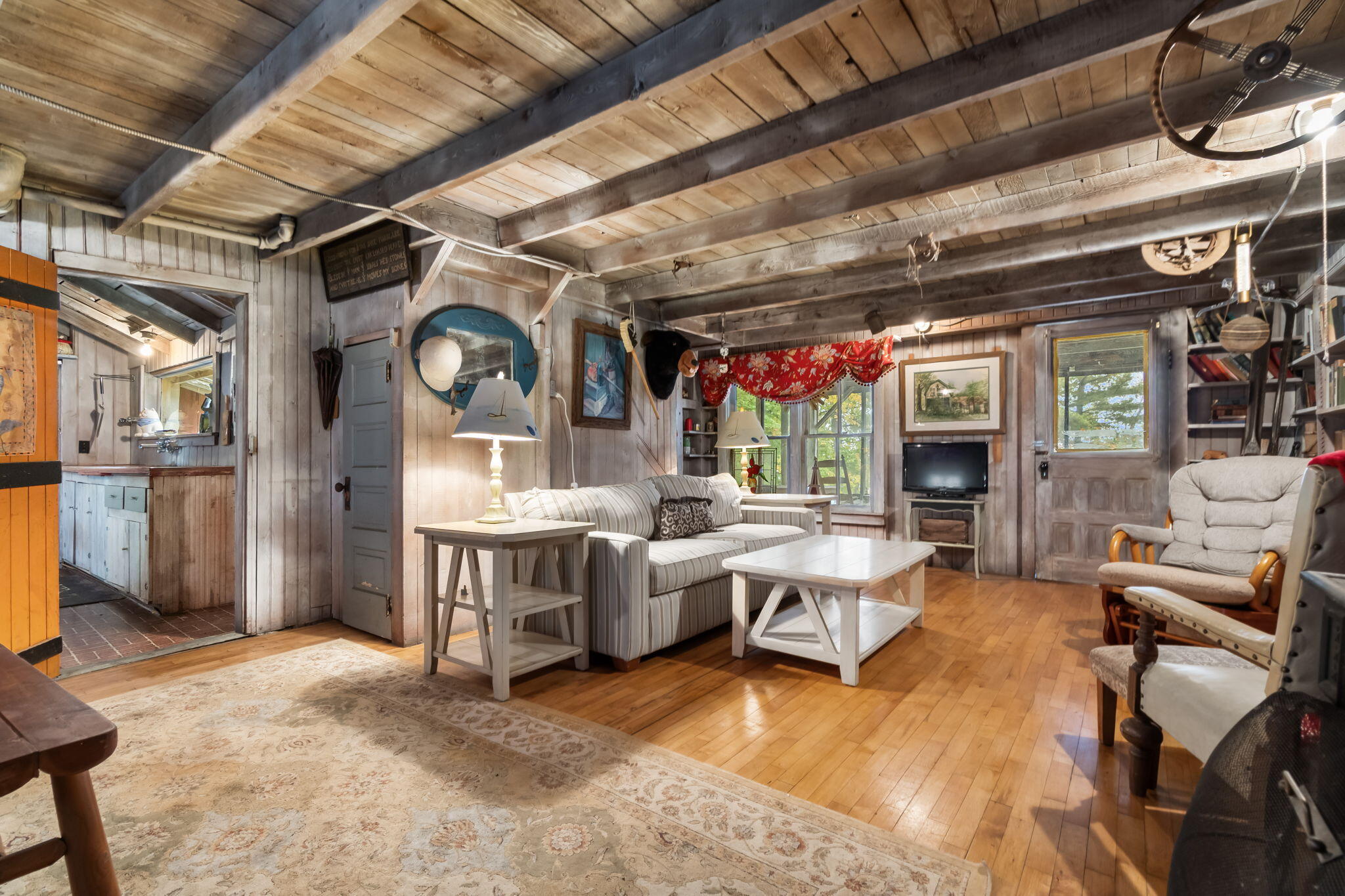 8008 Paradise Trail