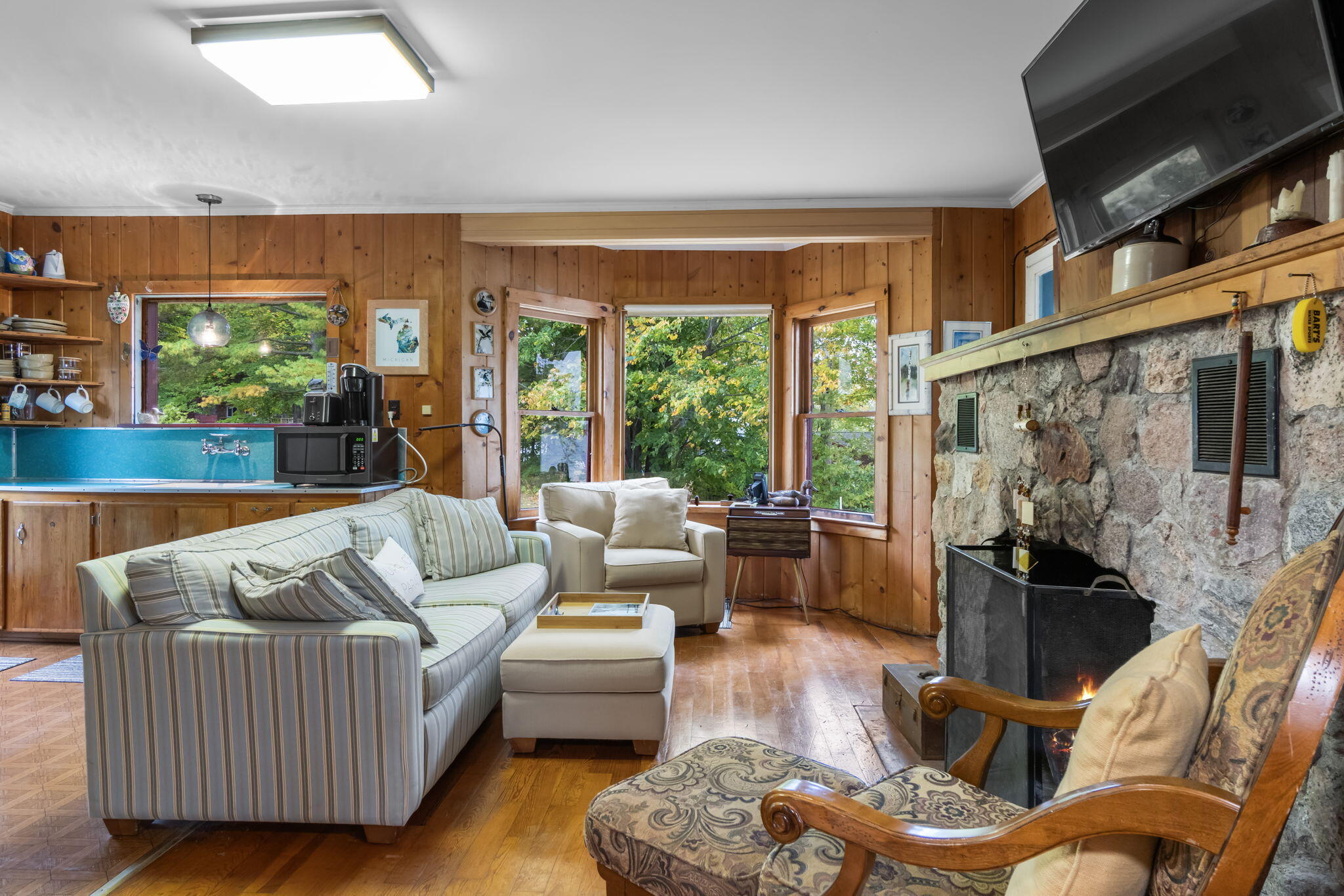 8008 Paradise Trail