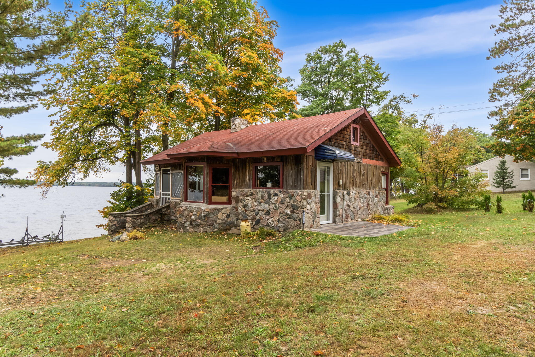 8008 Paradise Trail