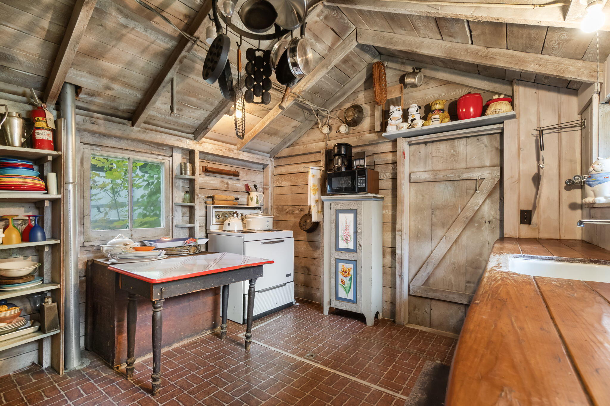 8008 Paradise Trail