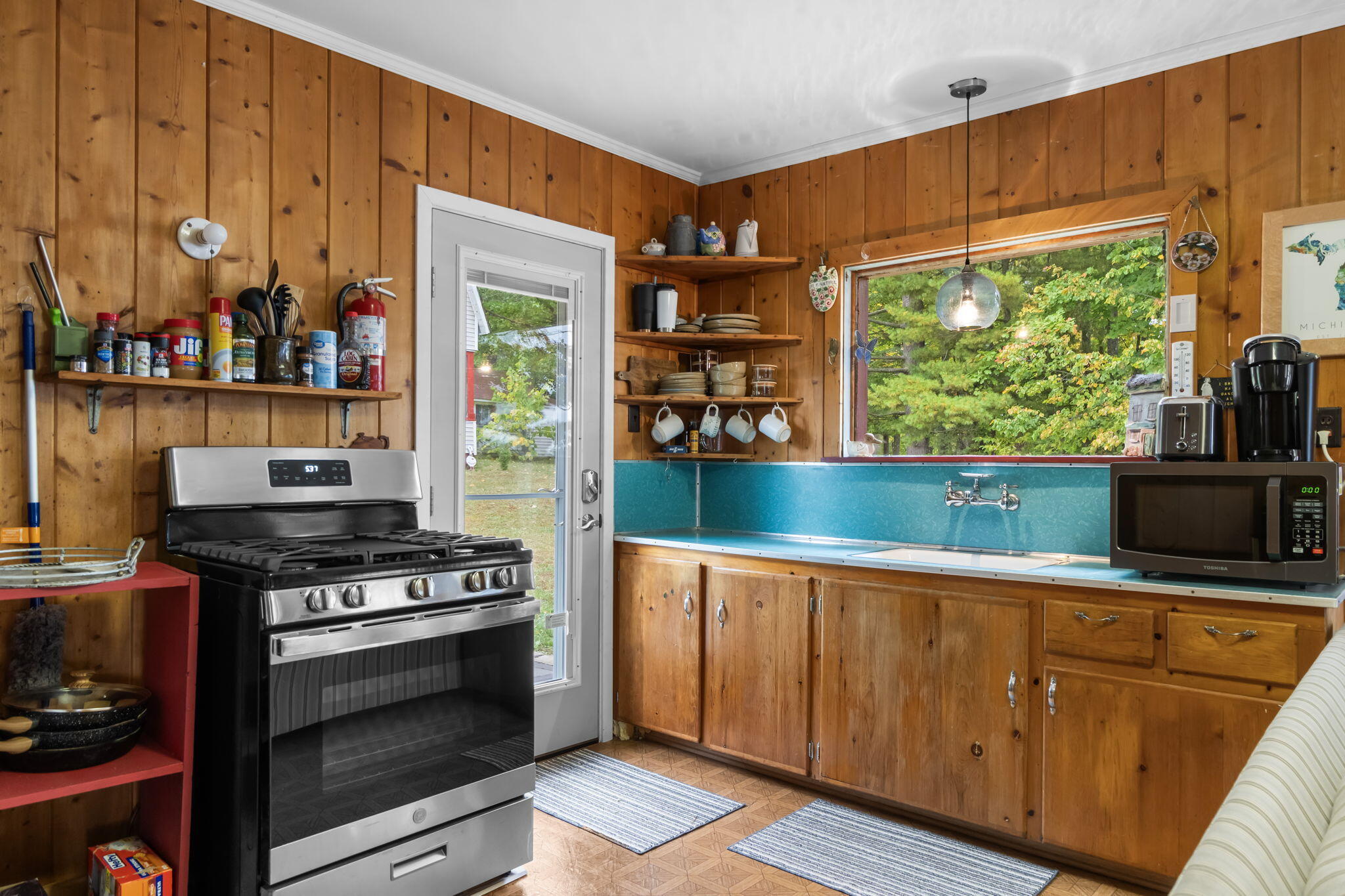 8008 Paradise Trail