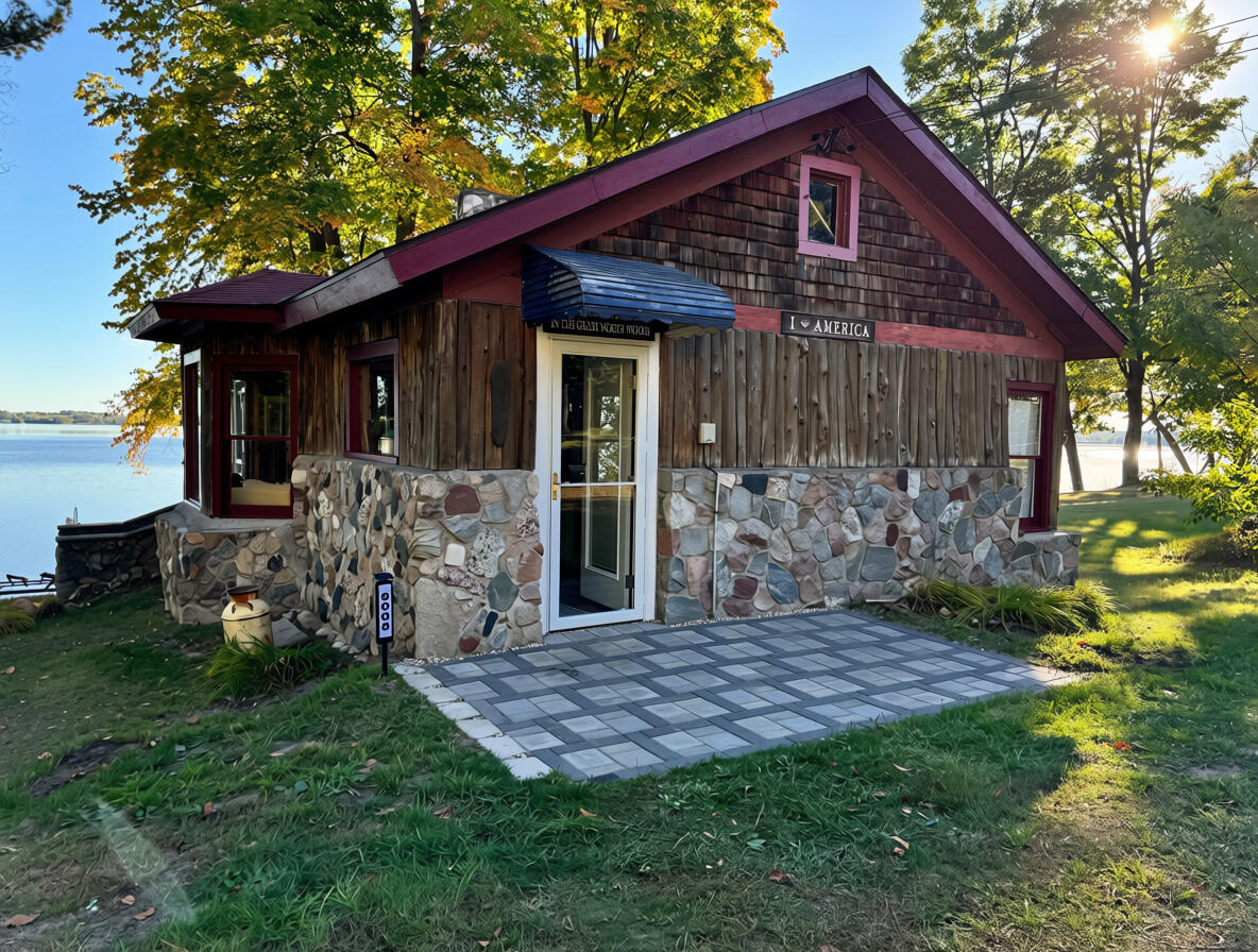 8008 Paradise Trail