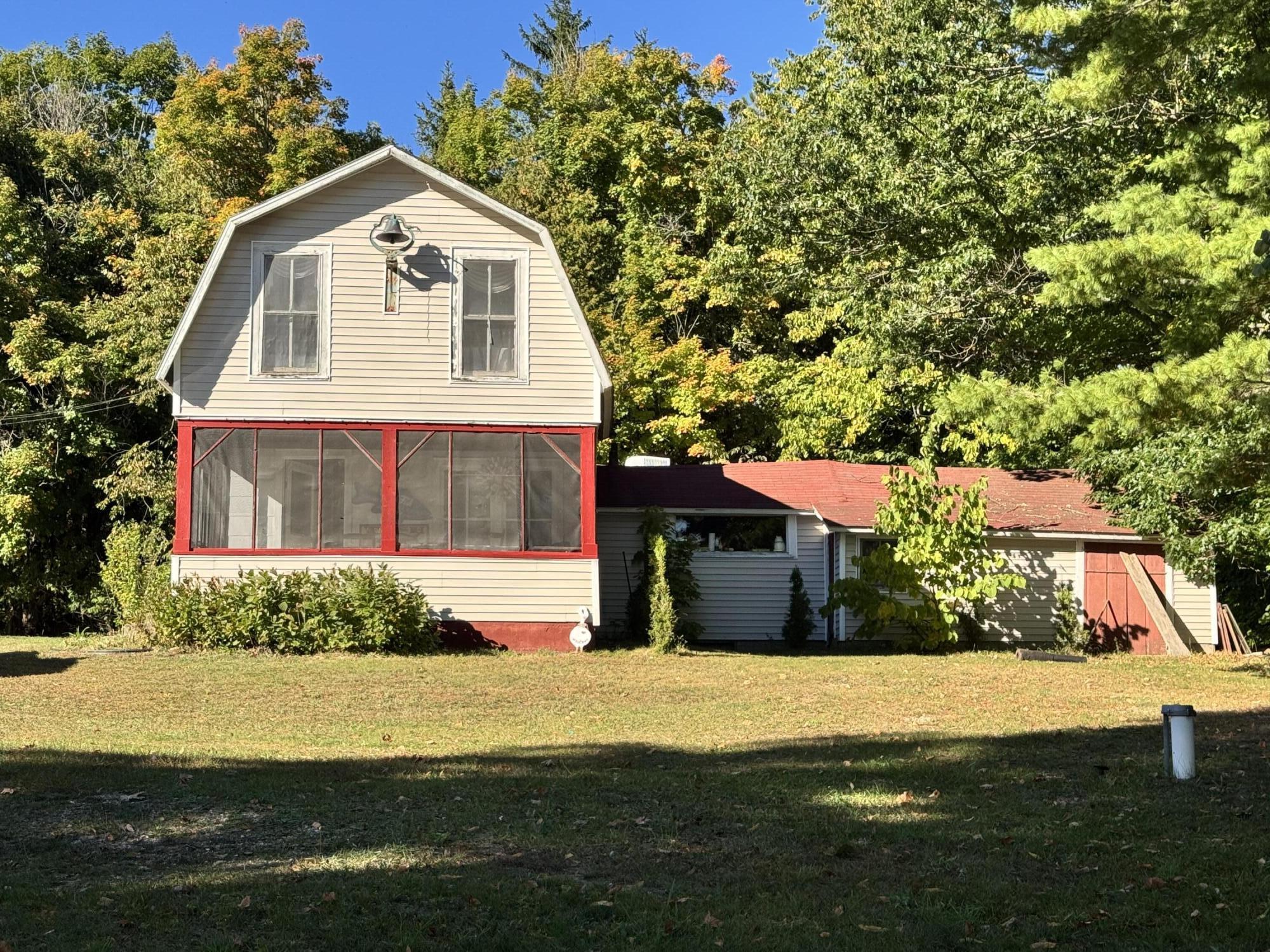 8008 Paradise Trail