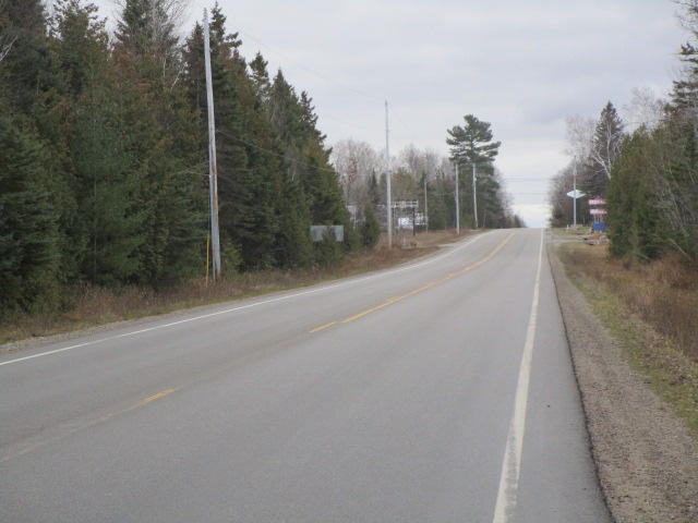 14392 Mackinaw Highway