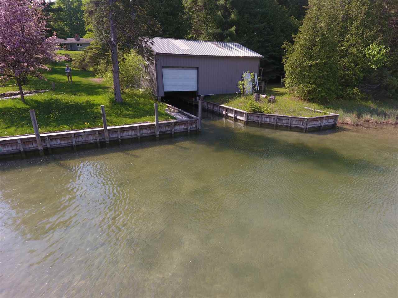 8803 Carter Road