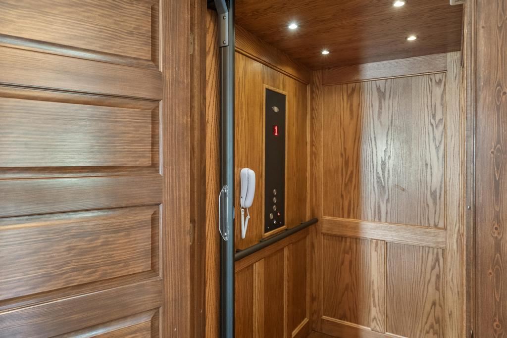 812 Lakeside Drive Unit: & 811 Lakeside Drive