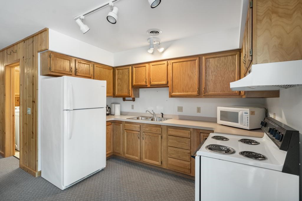 812 Lakeside Drive Unit: & 811 Lakeside Drive