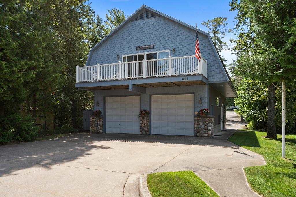 812 Lakeside Drive Unit: & 811 Lakeside Drive