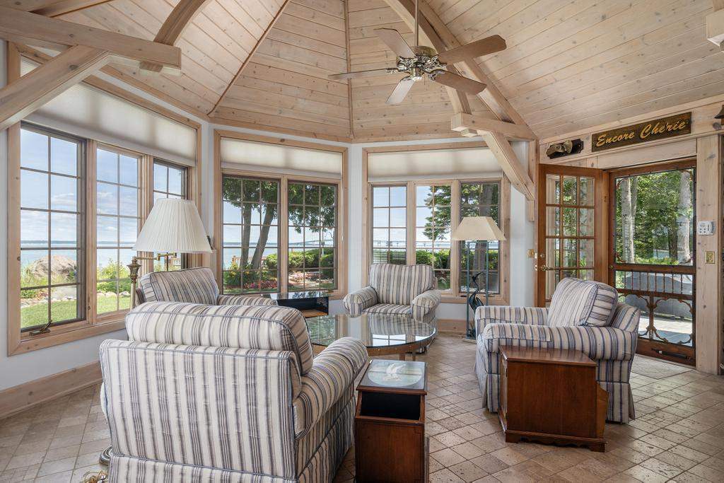 812 Lakeside Drive Unit: & 811 Lakeside Drive