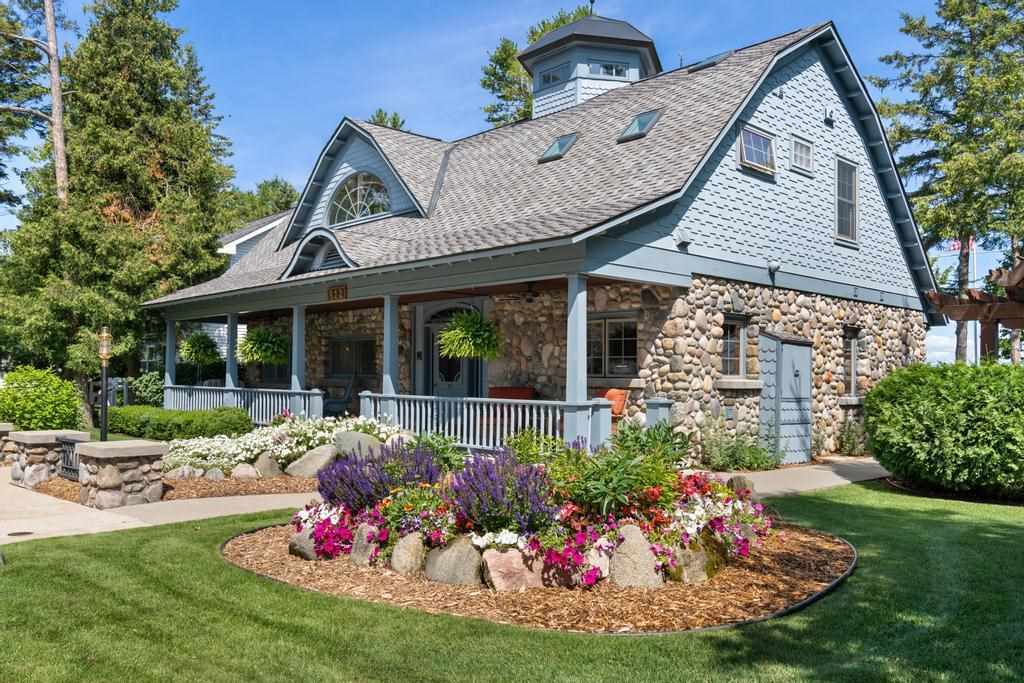 812 Lakeside Drive Unit: & 811 Lakeside Drive