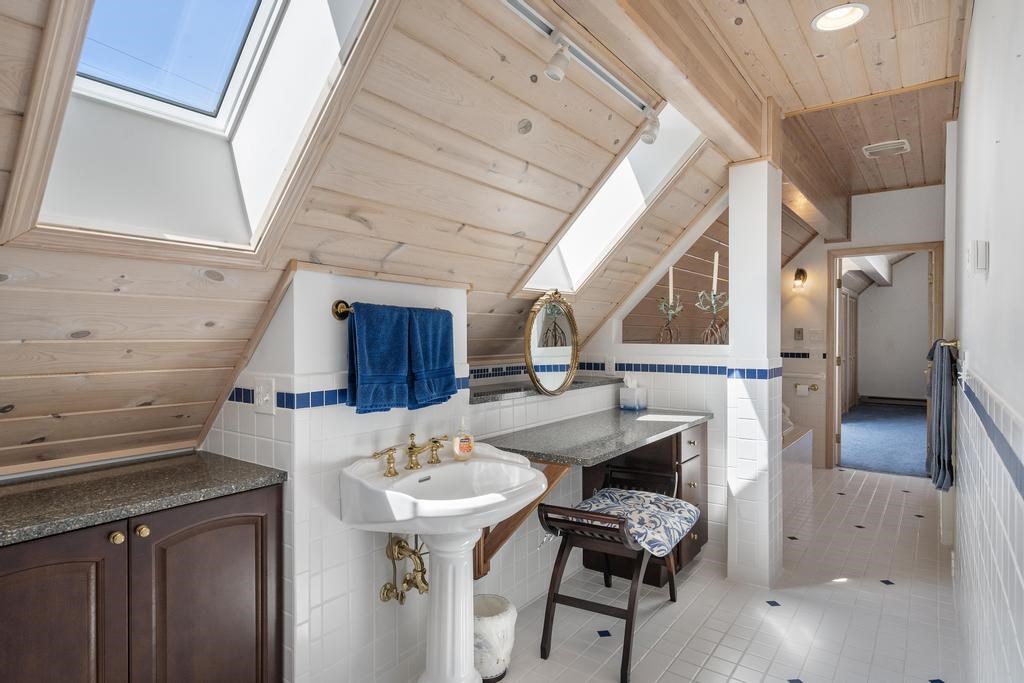 812 Lakeside Drive Unit: & 811 Lakeside Drive