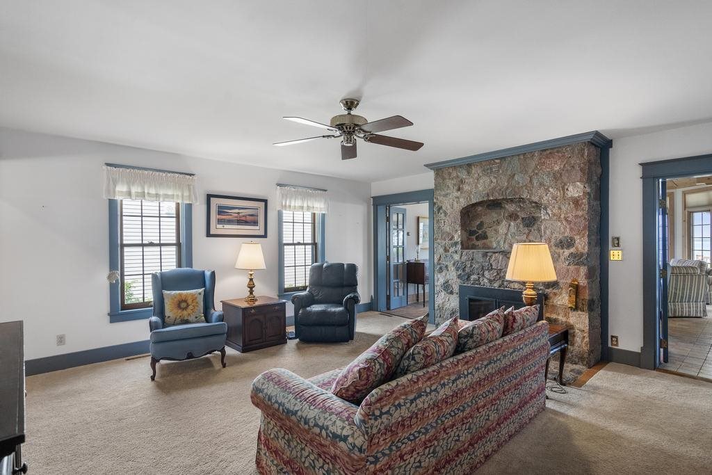 812 Lakeside Drive Unit: & 811 Lakeside Drive