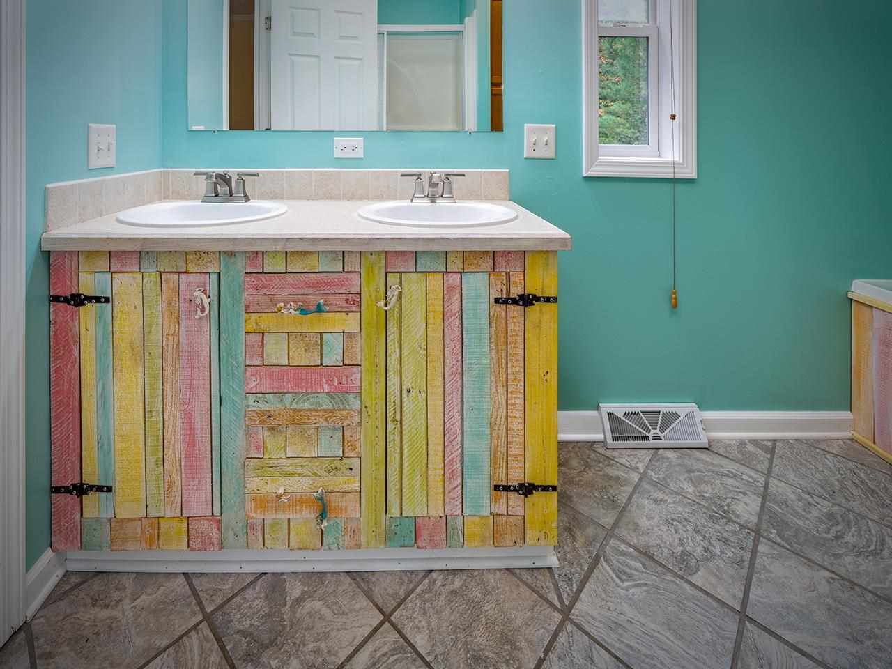 2875 Pine Bough Lane