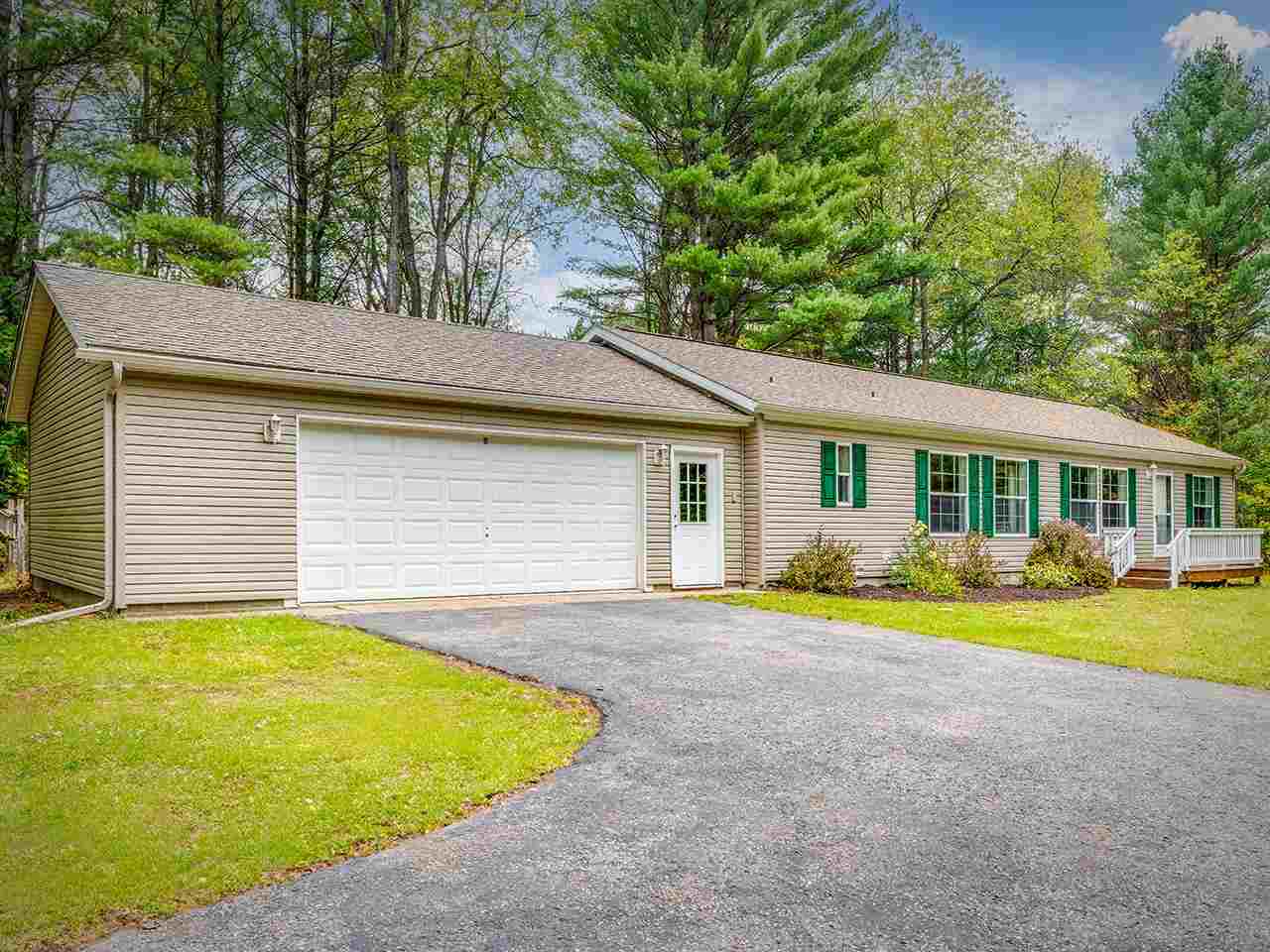 2875 Pine Bough Lane