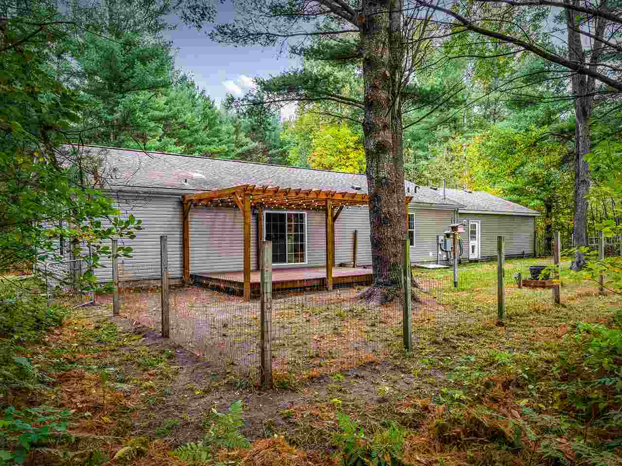 2875 Pine Bough Lane