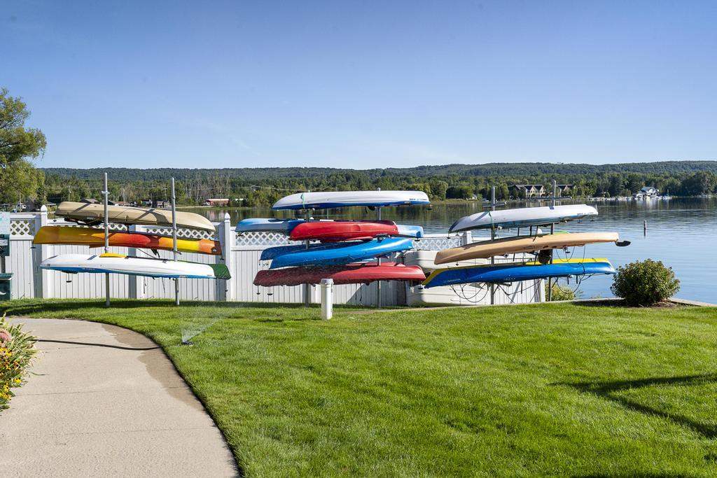 3220 Merritt Street Unit: 5