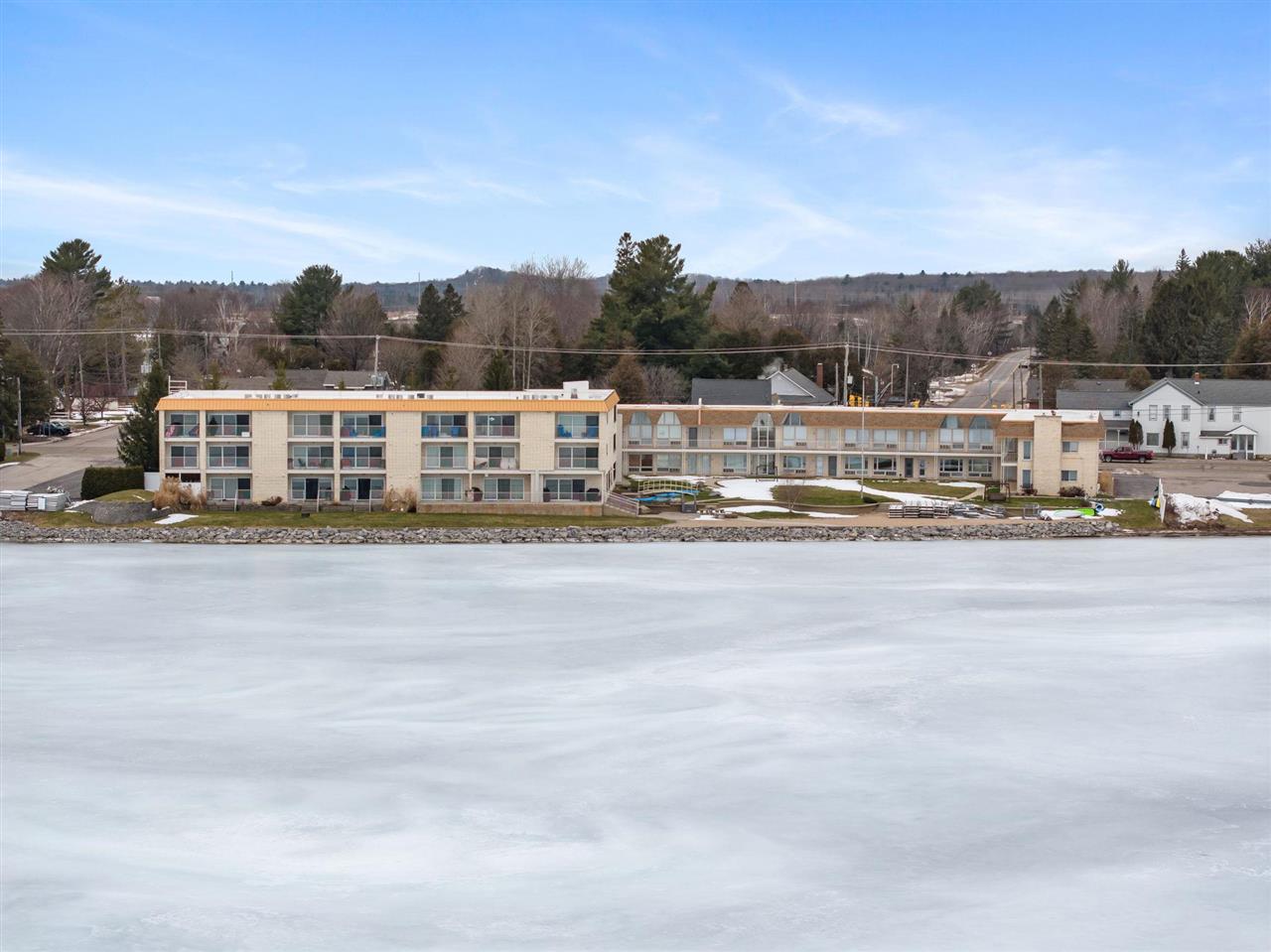 3220 Merritt Street Unit: 5