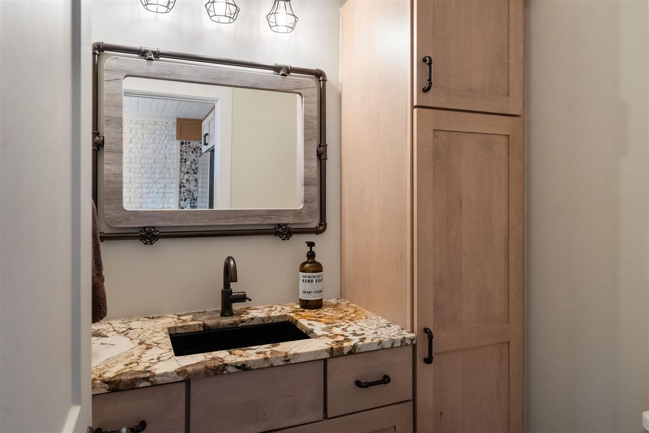 3220 Merritt Street Unit: 5