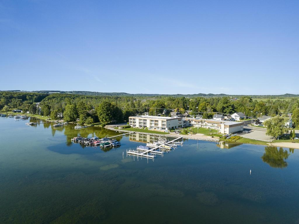 3220 Merritt Street Unit: 5