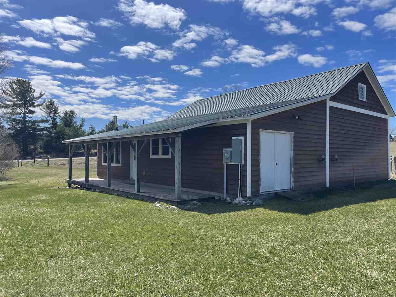 617 E Sturgeon Bay Trail