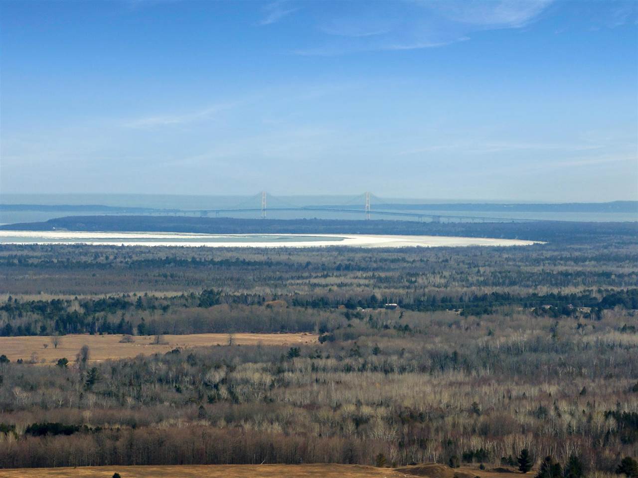 617 E Sturgeon Bay Trail