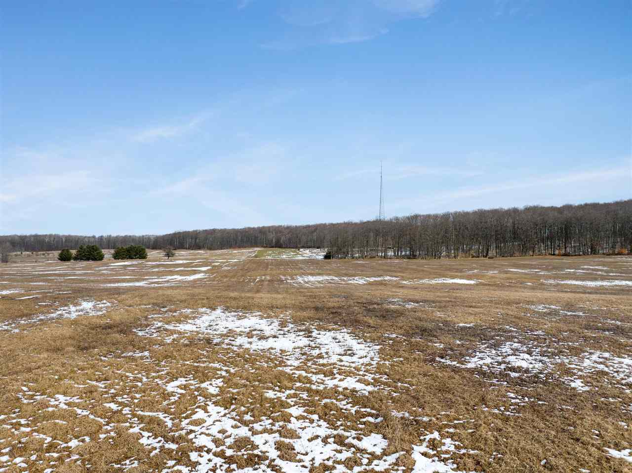 617 E Sturgeon Bay Trail