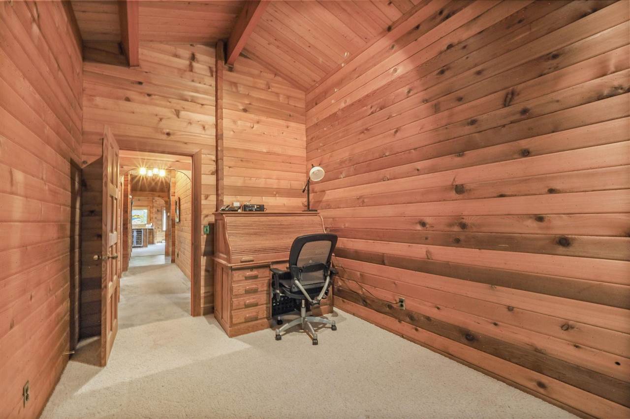 11009 Lakeshore Drive